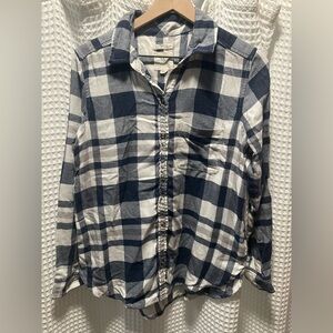 Blue and white American Eagle flannel